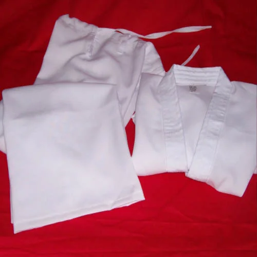 Kimono Karatê - modelo 4